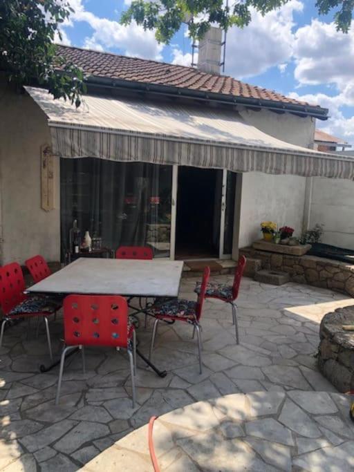Loft La Perriere, Un Oasis En Pleine Ville Cholet Kültér fotó